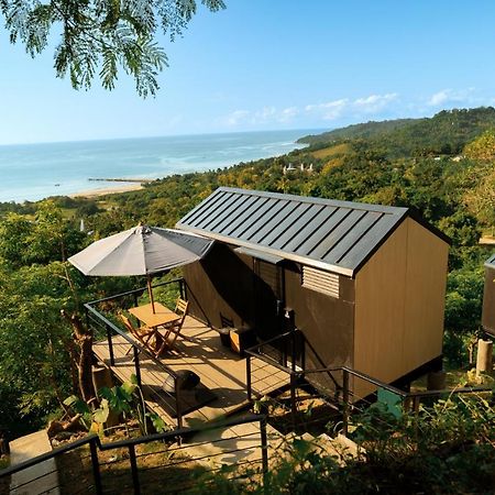 Bobocabin Umarato, Sumba Waikabubak Exteriör bild